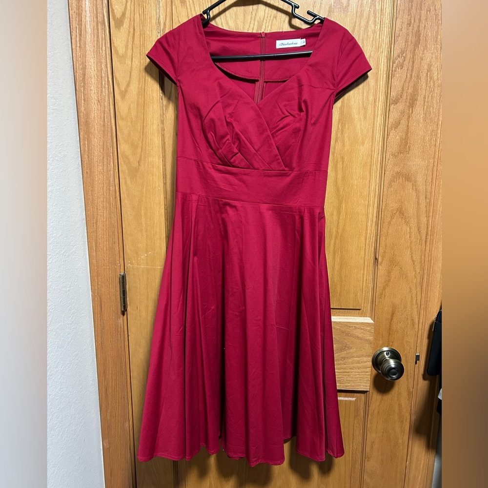 Chic Red Midi Dress